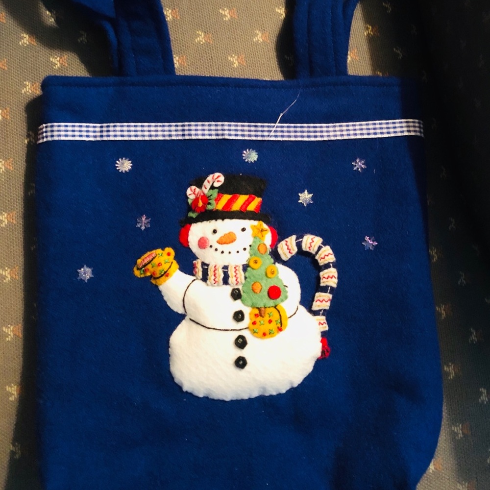 Felt Appliqué Snowman Gift Bag